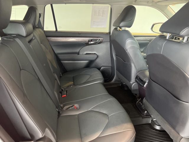 2021 Toyota Highlander Hybrid Limited