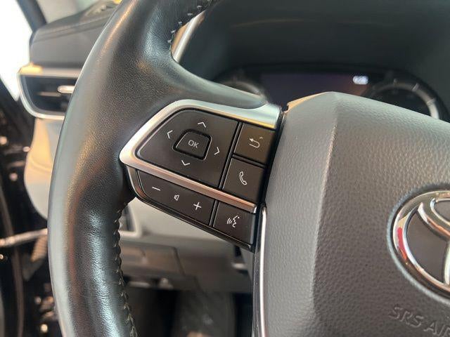 2021 Toyota Highlander Hybrid Platinum