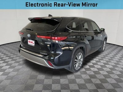 2021 Toyota Highlander Hybrid Platinum