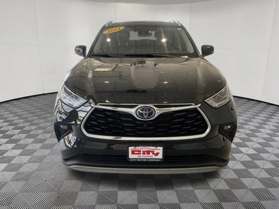 2021 Toyota Highlander Hybrid Platinum