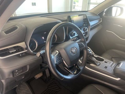 2020 Toyota Highlander Hybrid XLE