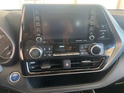 2020 Toyota Highlander Hybrid XLE