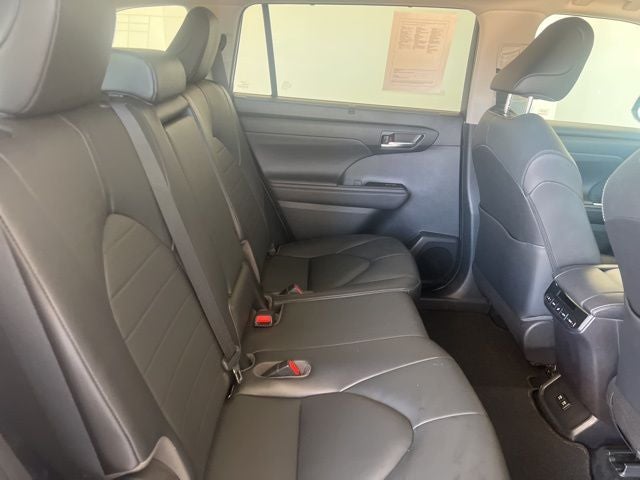 2020 Toyota Highlander Hybrid XLE