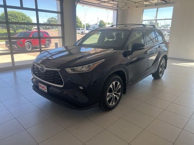 2020 Toyota Highlander Hybrid XLE
