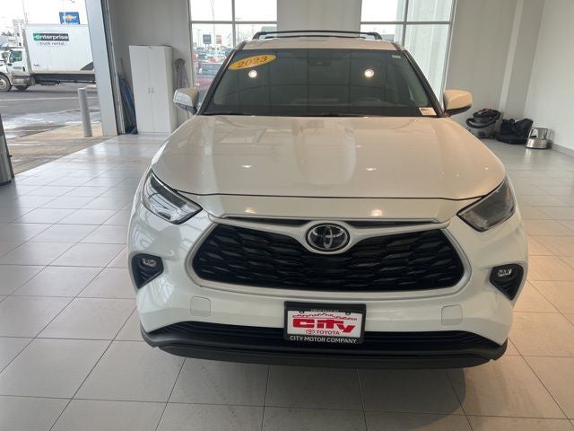 2023 Toyota Highlander LE