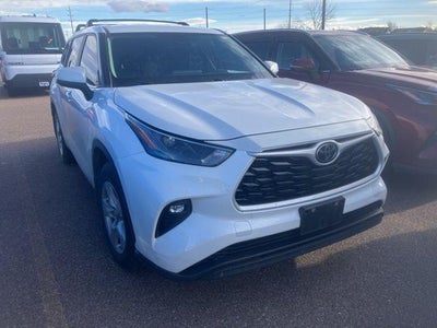 2023 Toyota Highlander LE
