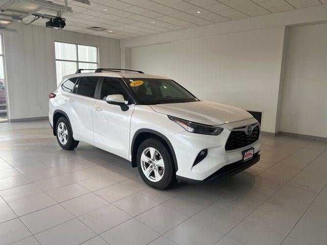 2023 Toyota Highlander LE