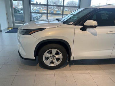 2023 Toyota Highlander LE