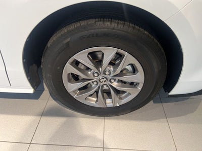 2025 Toyota Sienna LE 8 Passenger