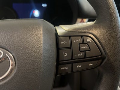 2025 Toyota Sienna LE 8 Passenger