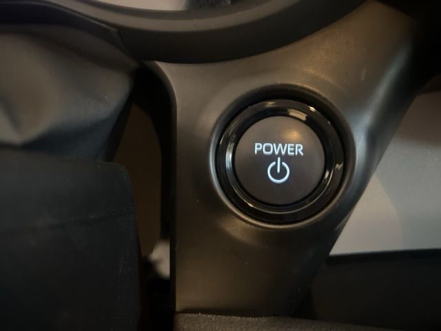 2025 Toyota Sienna LE 8 Passenger