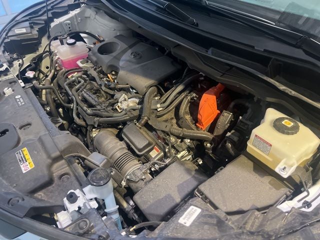 2025 Toyota Sienna LE 8 Passenger