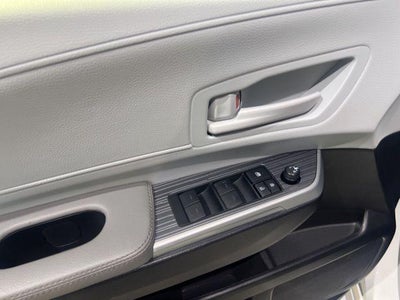 2025 Toyota Sienna LE 8 Passenger