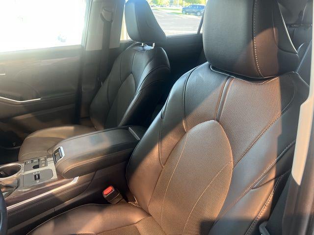 2023 Toyota Highlander Hybrid Limited