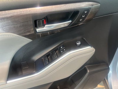 2021 Toyota Highlander Hybrid Limited