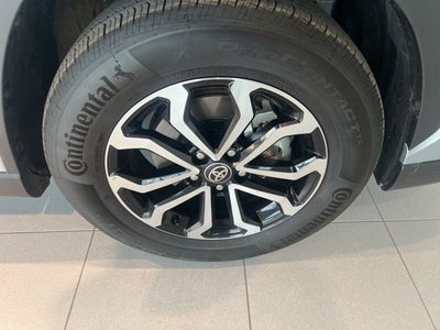 2024 Toyota Corolla Cross Hybrid SE