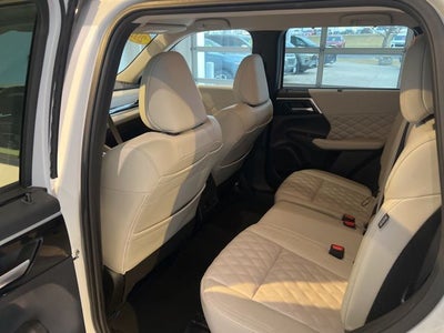 2024 Mitsubishi Outlander PHEV SEL