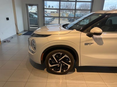 2024 Mitsubishi Outlander PHEV SEL