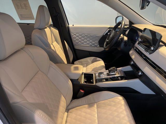 2024 Mitsubishi Outlander PHEV SEL