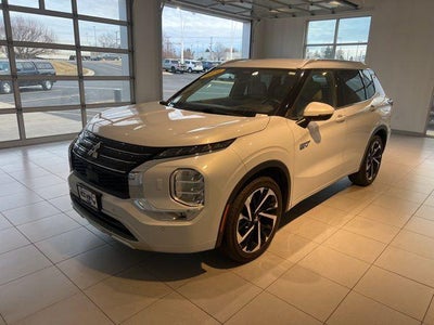 2024 Mitsubishi Outlander PHEV SEL