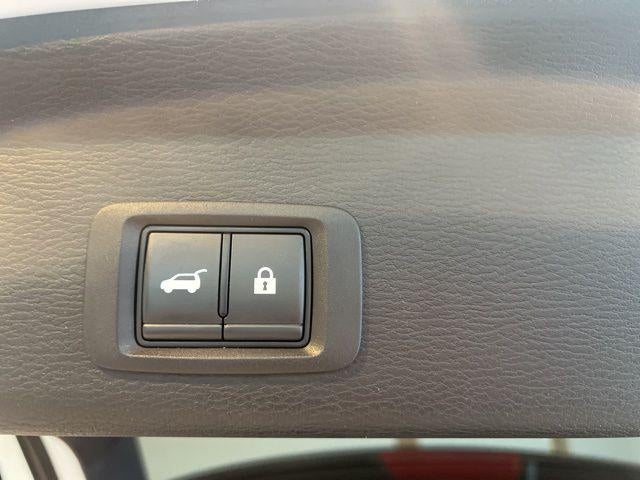 2024 Mitsubishi Outlander PHEV SEL