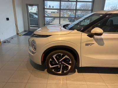 2024 Mitsubishi Outlander PHEV SEL
