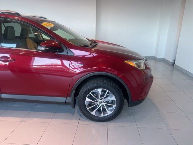 2018 Toyota RAV4 Hybrid XLE