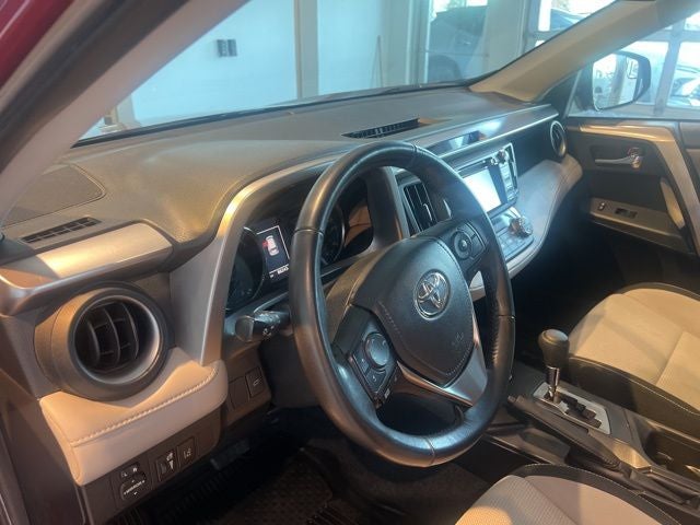 2018 Toyota RAV4 Hybrid XLE