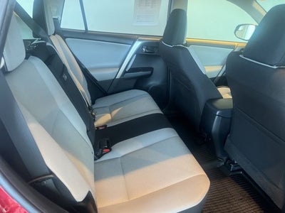 2018 Toyota RAV4 Hybrid XLE