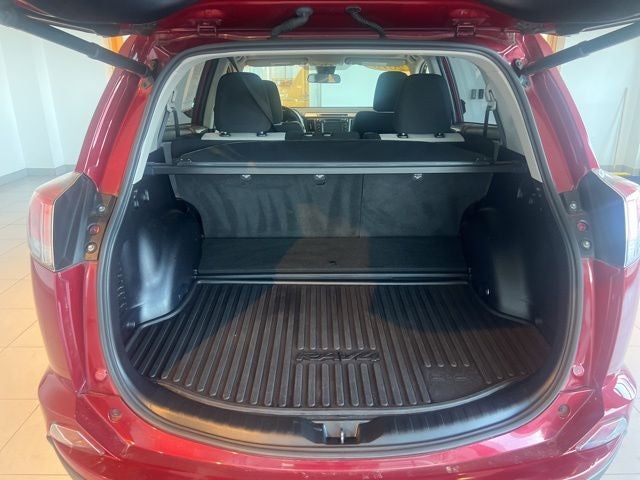 2018 Toyota RAV4 Hybrid XLE