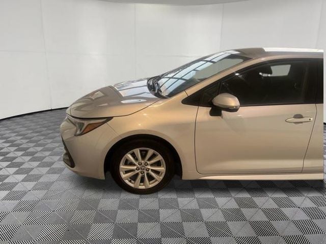 2023 Toyota Corolla Hatchback SE