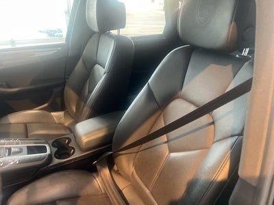 2021 Porsche Macan S