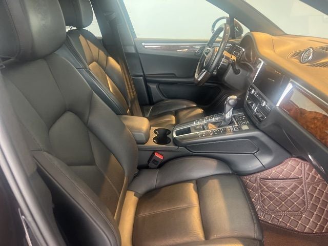 2021 Porsche Macan S