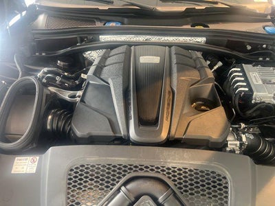 2021 Porsche Macan S