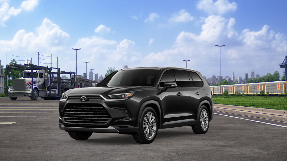 2026 Toyota Grand Highlander Platinum AWD's photo