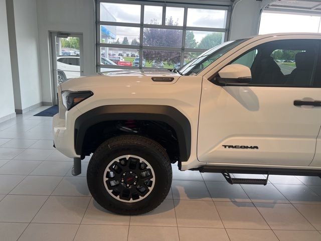 2025 Toyota Tacoma i-FORCE MAX Tacoma TRD Off-Road