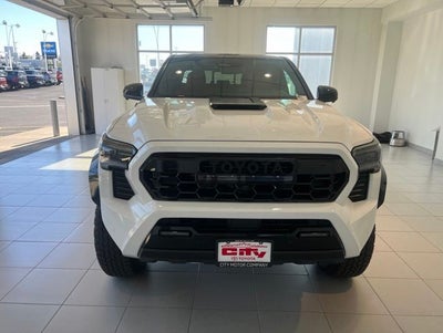 2026 Toyota Tacoma i-FORCE MAX Tacoma TRD Pro