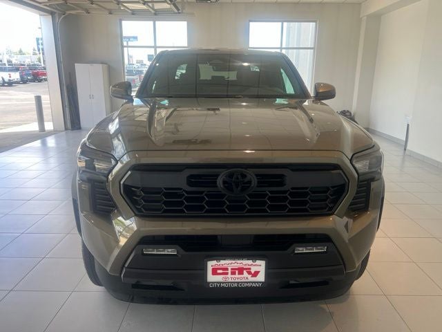 2026 Toyota Tacoma i-FORCE MAX Tacoma TRD Off-Road