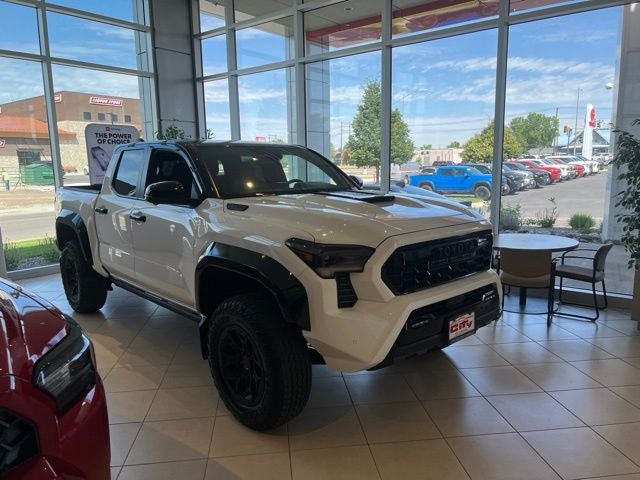 2026 Toyota Tacoma i-FORCE MAX Tacoma TRD Pro