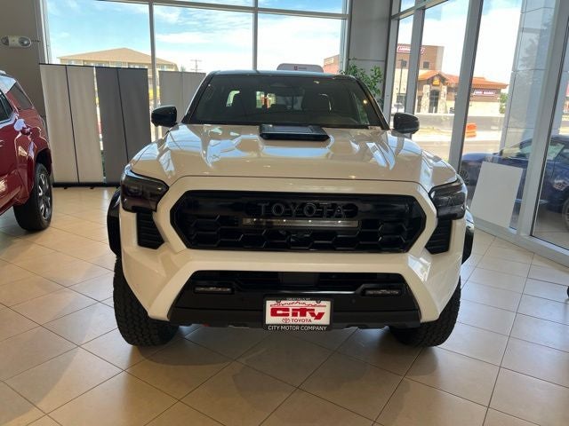 2026 Toyota Tacoma i-FORCE MAX Tacoma TRD Pro
