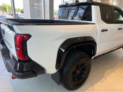 2026 Toyota Tacoma i-FORCE MAX Tacoma TRD Pro