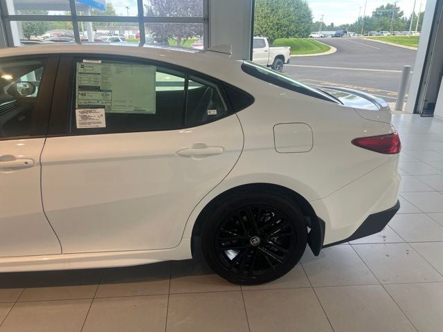 2026 Toyota Camry SE AWD