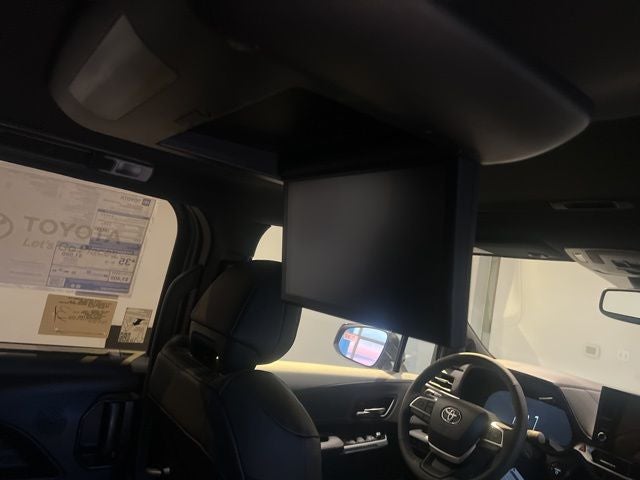 2026 Toyota Sienna Woodland Edition