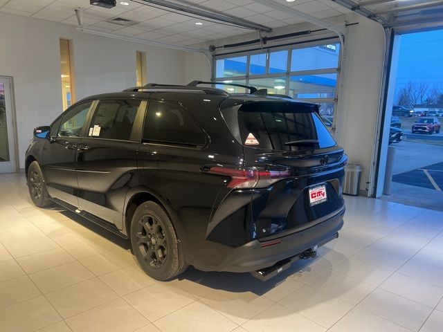 2026 Toyota Sienna Woodland Edition
