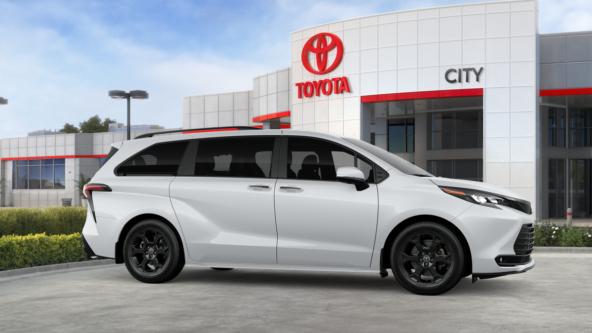 2026 Toyota Sienna Woodland Edition