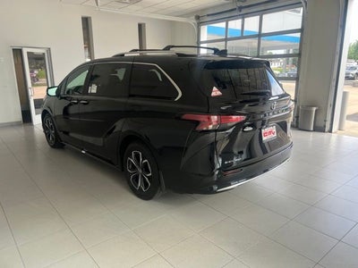 2026 Toyota Sienna Platinum