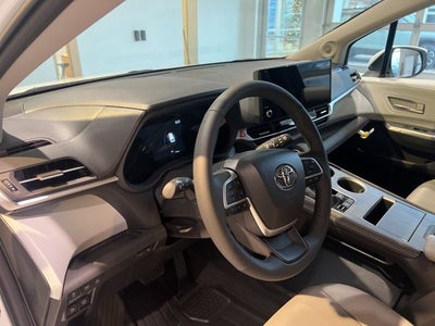 2026 Toyota Sienna XLE