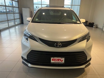 2026 Toyota Sienna XLE