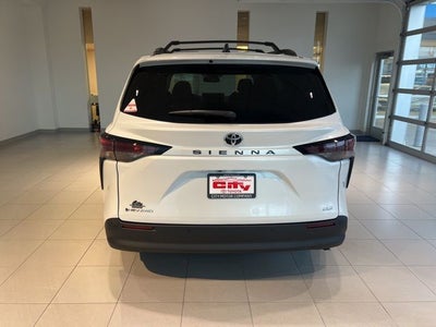 2026 Toyota Sienna XLE