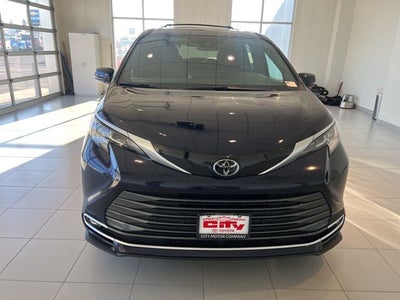 2026 Toyota Sienna Limited